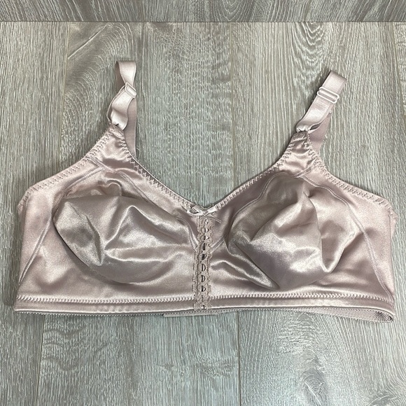 NWOT Bali 3820 Double Support Wire Free Full Coverage Bra 42D - Picture 1 of 11